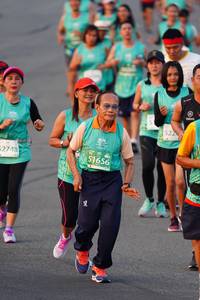 BIB: 52748, 51656
                            <button type="button" onclick="openModal(10514372)" class="btn btn-primary btn-sm float-right btn-popup" data-toggle="modal" data-target=".modal-high-quality">
                        <i class="fas fa-shopping-cart"></i> Add to Cart
                    </button>
                                            <button type="button" onclick="isThisMe(10514372, true)" class="btn btn-success btn-sm float-right btn-popup btn-isme hidden" data-toggle="tooltip" data-placement="bottom" title="นี่คือรูปของคุณใช่ไหม คลิกที่นี่เพื่อเอาเข้าอัลบั้ม">
                        <i class="fas fa-plus"></i> Add to album
                    </button>
                    <button type="button" onclick="isThisMe(10514372, false)" class="btn btn-warning btn-sm float-right btn-popup btn-isnotme hidden">
                        <i class="fas fa-ban"></i> Remove from album
                    </button>